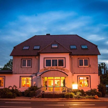 Hotel Zur Heidebluete Hambuhren Exterior photo