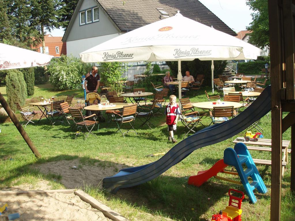 Hotel Zur Heidebluete Hambuhren Exterior photo